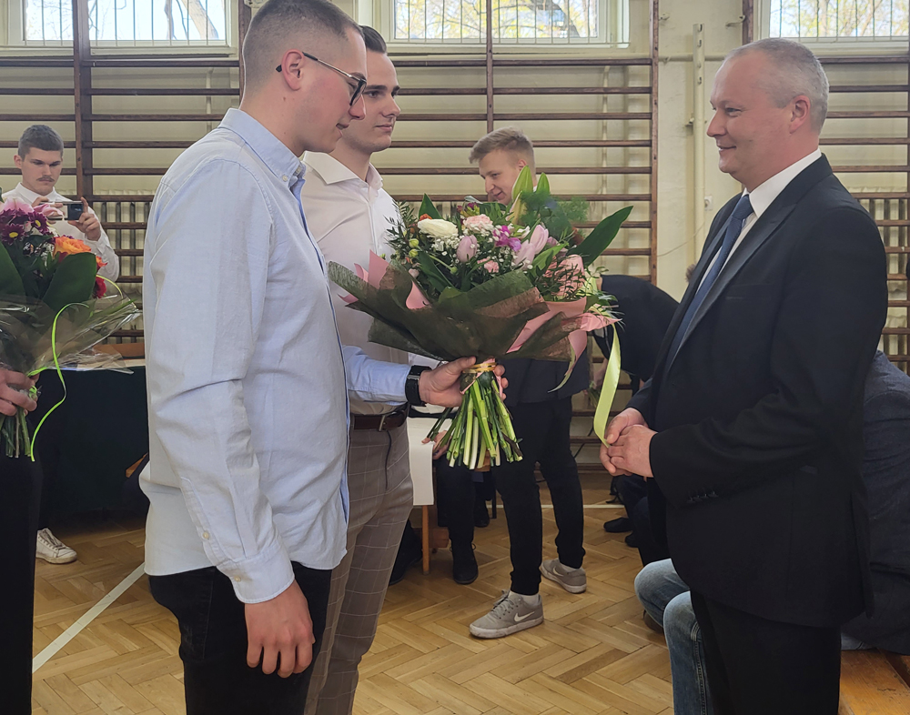 zakonczenie klas 4 2022 12