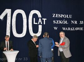 100lecieszkoly254